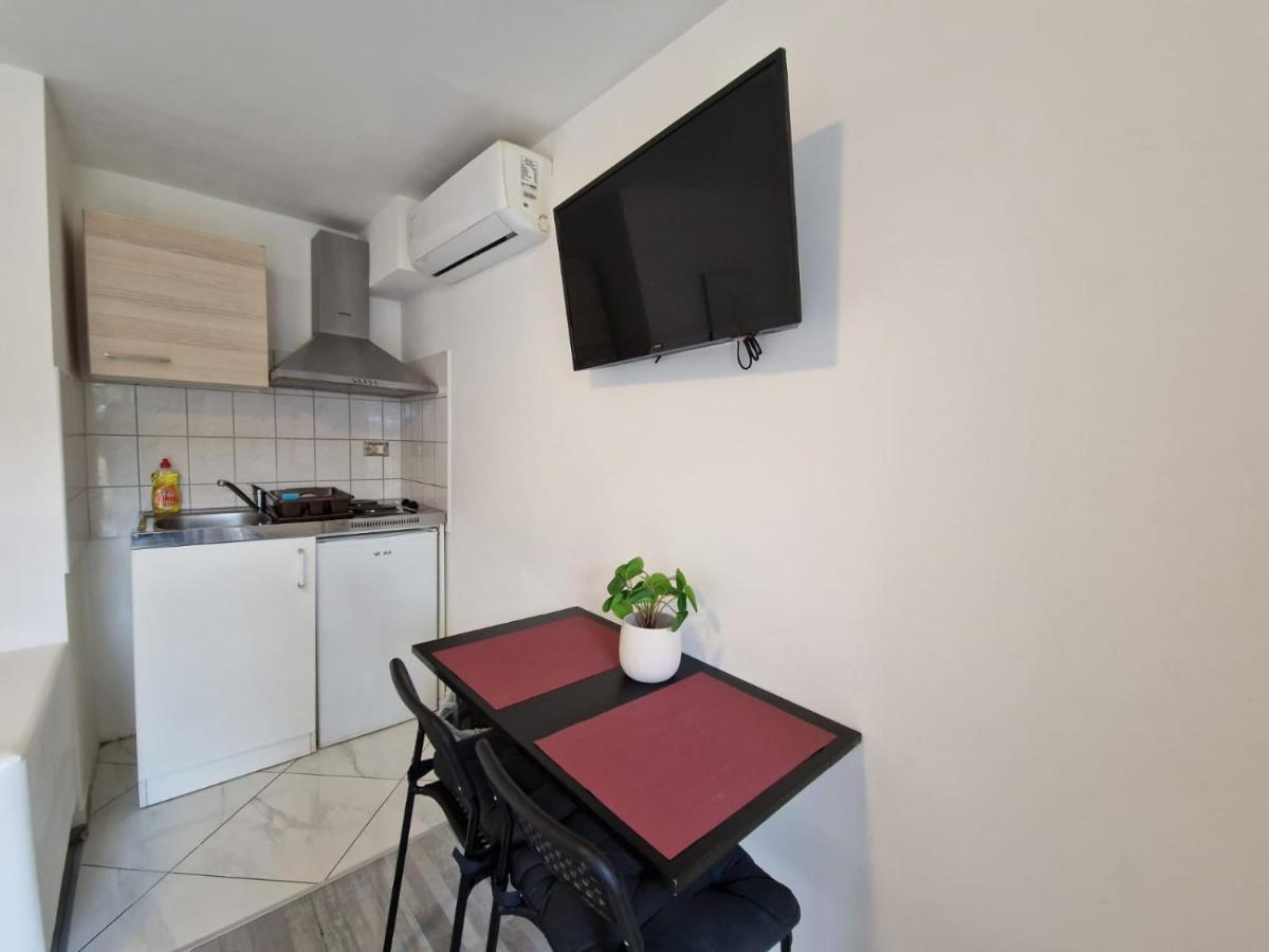 Apartments Luigi أوماغ المظهر الخارجي الصورة