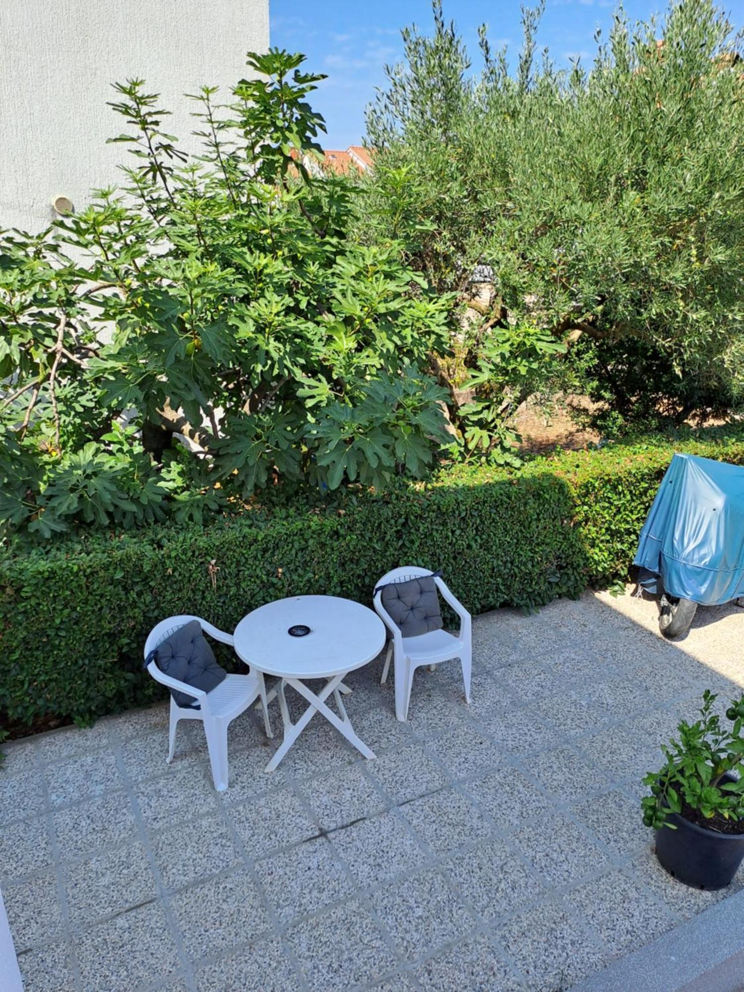 Apartments Luigi أوماغ الغرفة الصورة